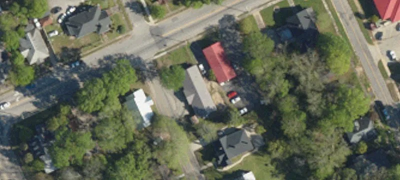 313 Moore St