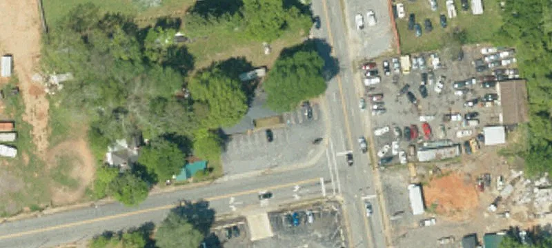 1224 Main St