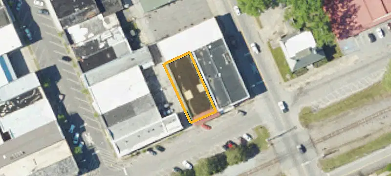 507 Railroad Ave