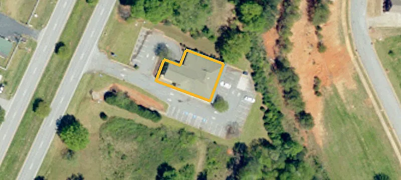 5229 Hwy 221
