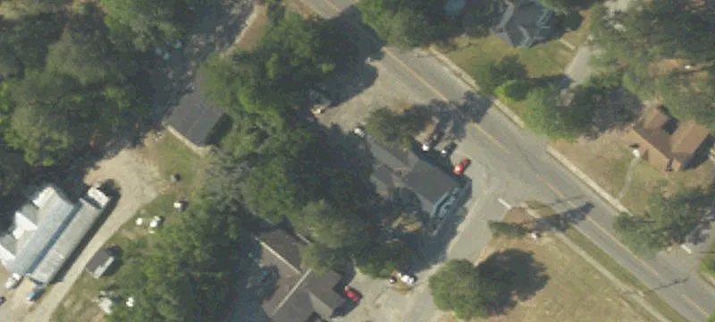 Peak St Holly St