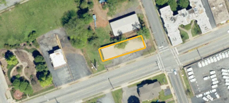 150 Henry St