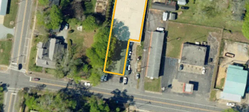 221 Main St