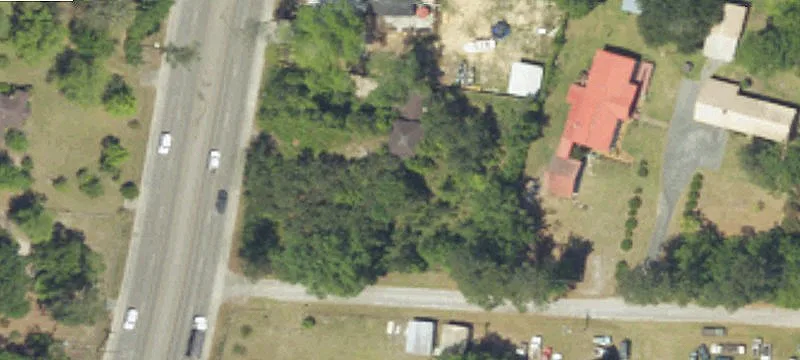 2214 Live Oak Dr