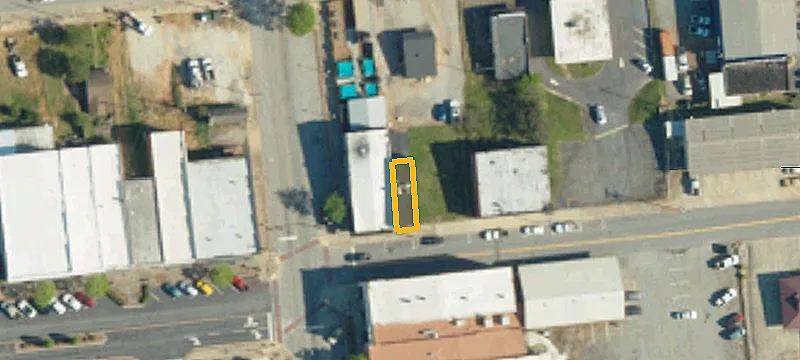 403 Main St