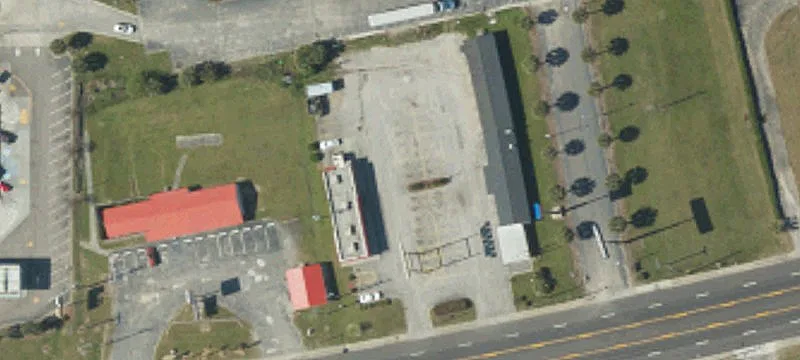 1326 Sniders Hwy