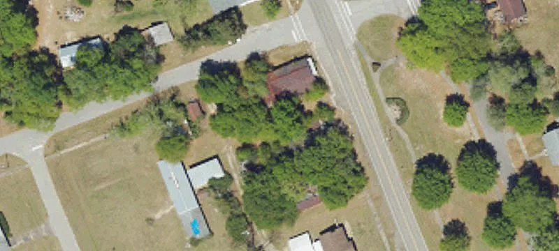 Railroad Ave
