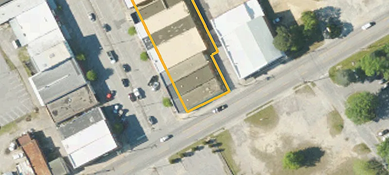 100-102 Main St