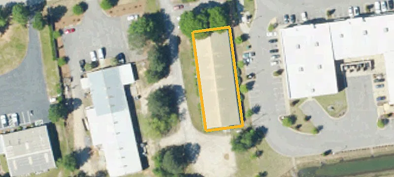 110 Walnut Ln