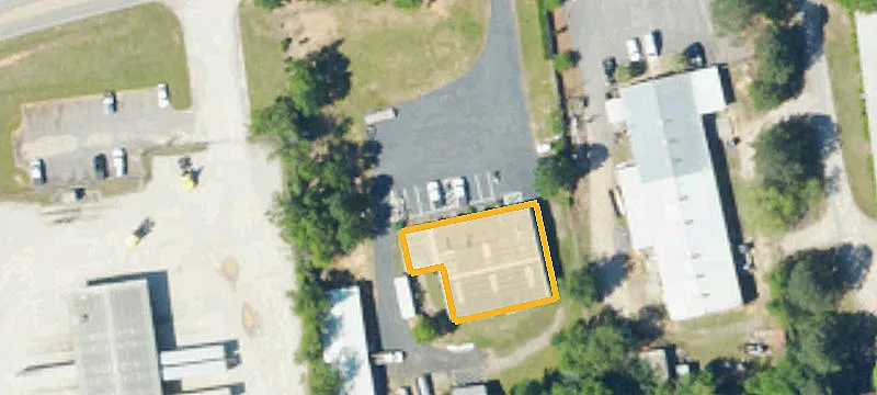 114 Walnut Ln