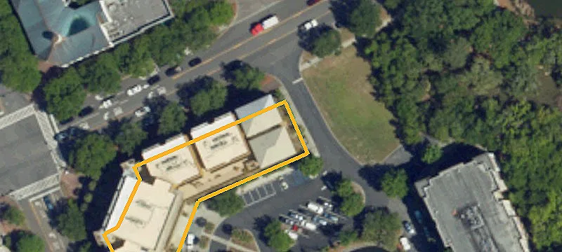 225 7th Farms Dr Ste, Unit 100
