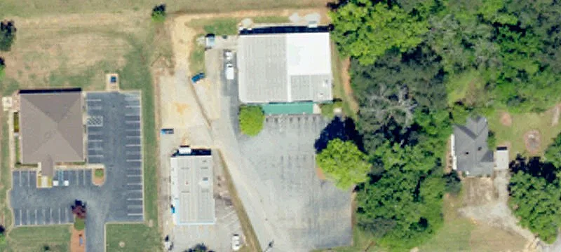 1220 Hwy 72nd W