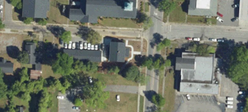 200 Main St