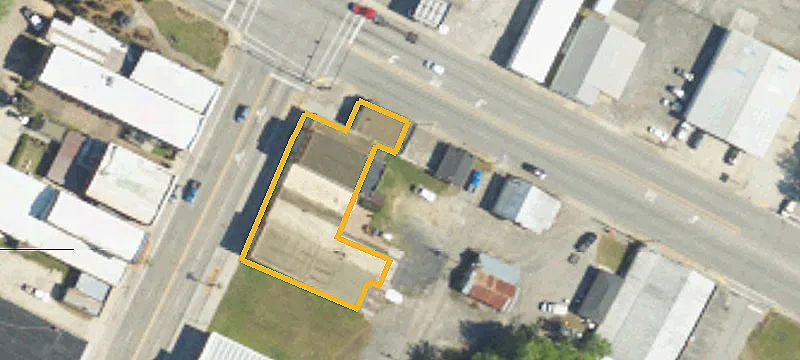 230 Parler Ave