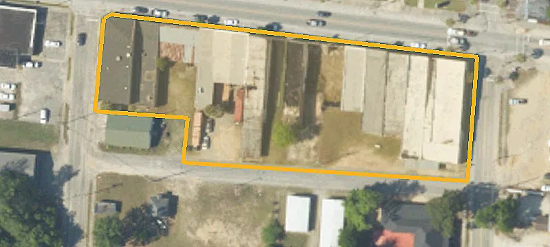 124 Main St
