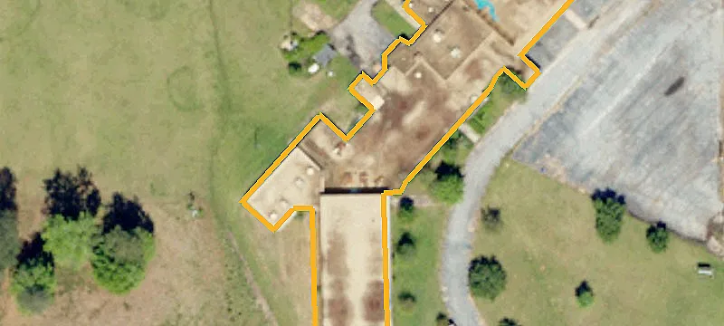 200 Edgewood Cir