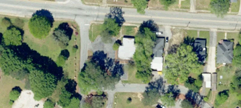 355 Cambridge W Ave