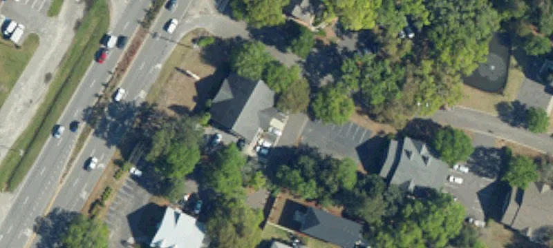 201 Business Ctr Dr