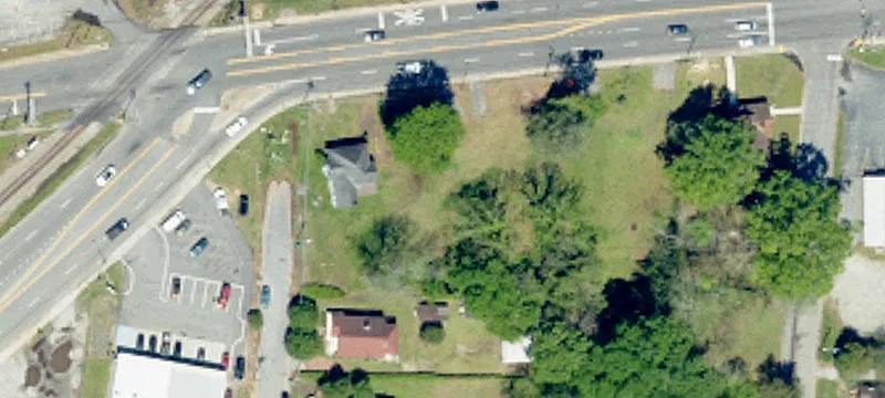 644 Cambridge E Ave