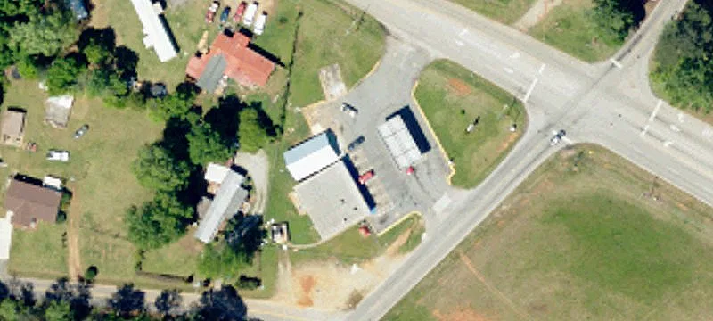466 90th 6th Hwy