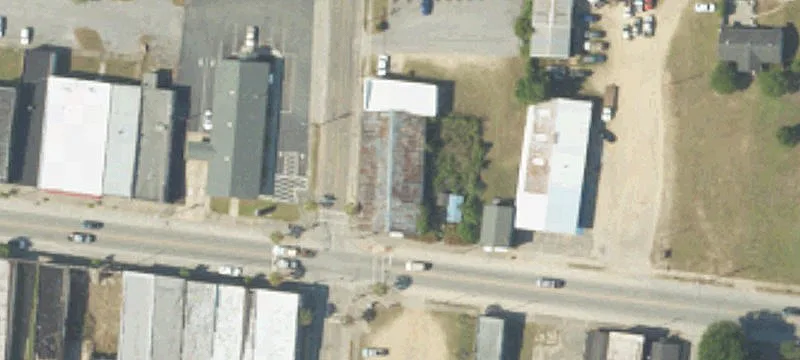 201 Main St