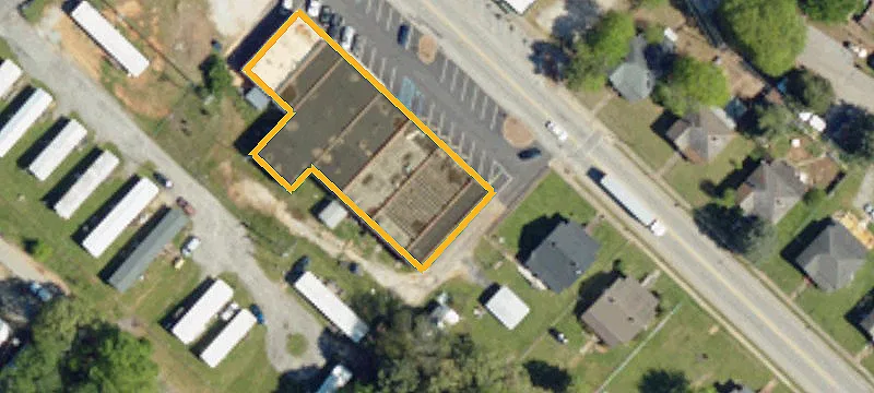 703 Greenwood Ave
