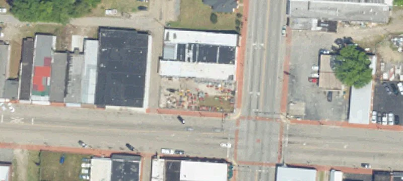 100 Main St