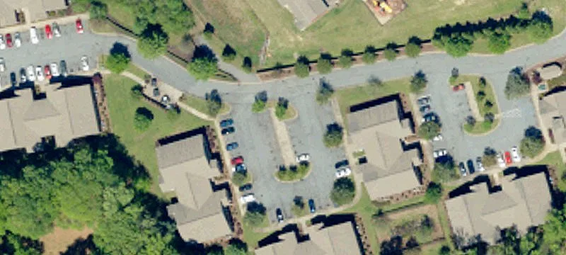 101 Willow Xing Ln