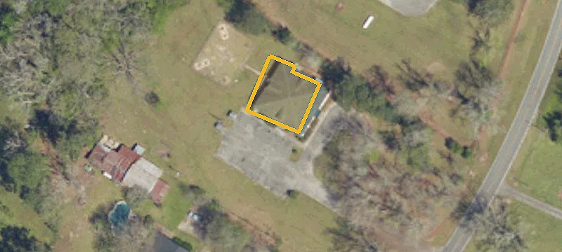 323 Academy Rd