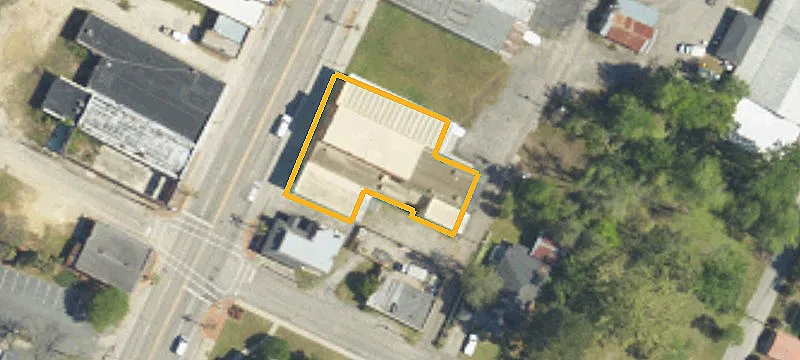 206 Parler Ave