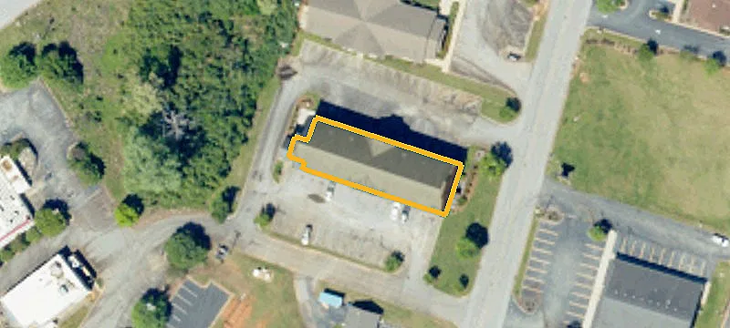 211 Birchtree Dr