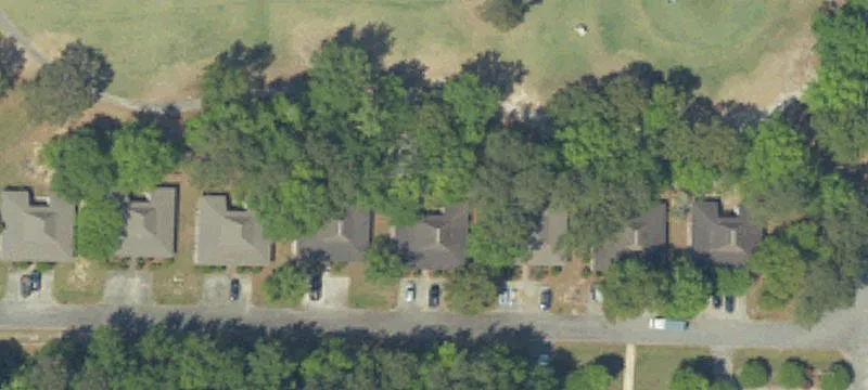 40 Parkplace Dr