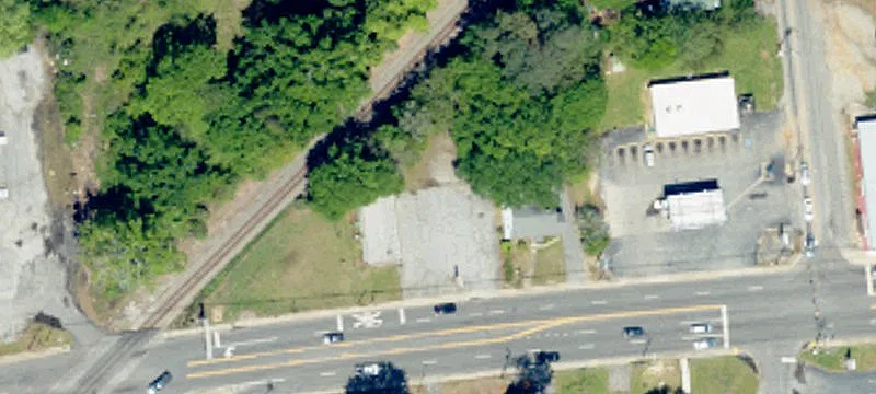 647 Cambridge E Ave