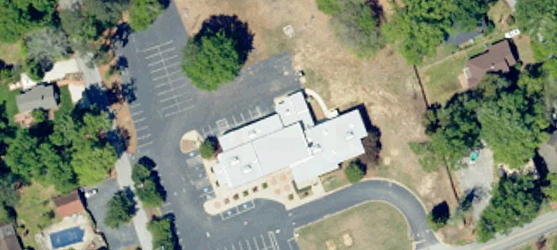 806 Calhoun E Rd