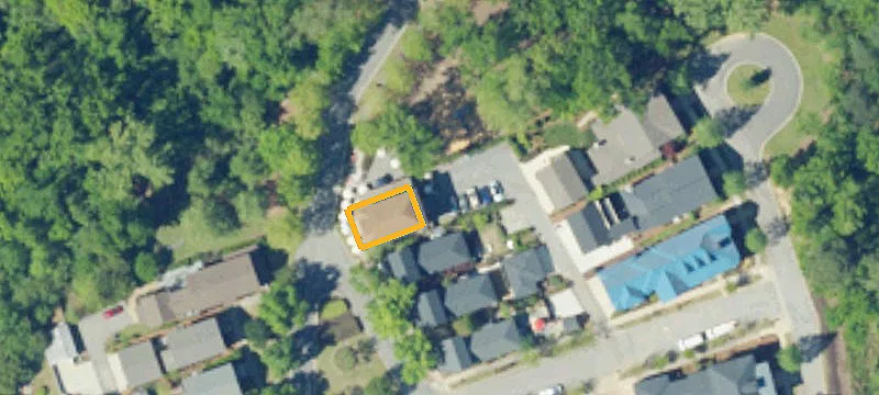 89 Crystal Lk Dr
