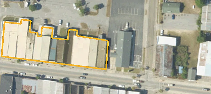129 Main St