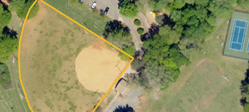 115 Henderson Dr