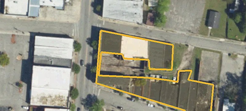 408 Main St
