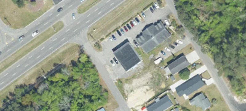 1304 Hwy 17