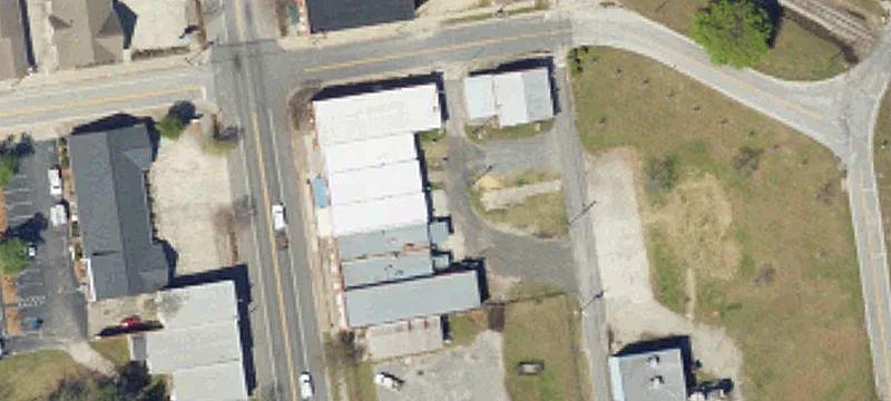 113th N Main St