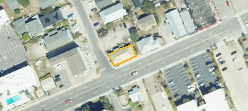 200 2nd S Ave