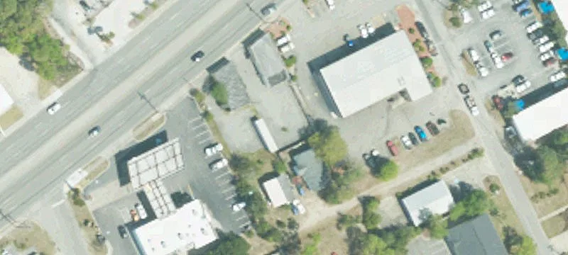 1205 Hwy 17th S