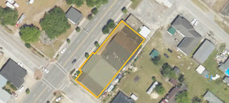 1542 Main St