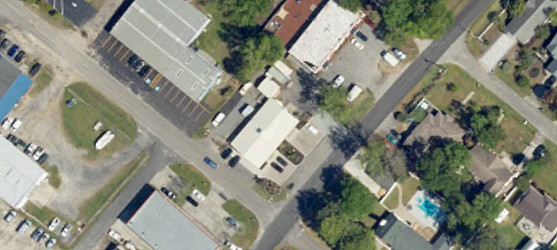 714 Poplar Dr