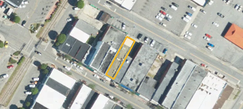 4117 Main St