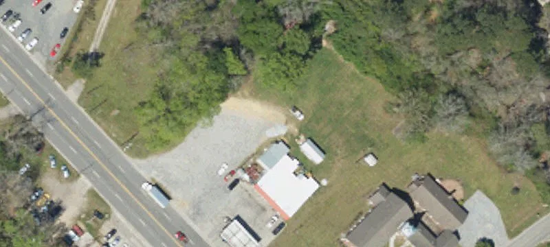 10661 Cottageville Hwy