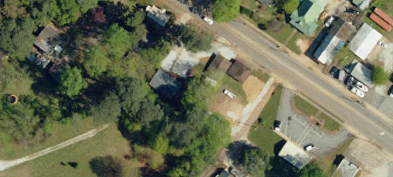 1436 Main St