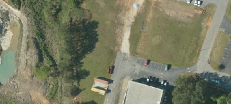 102 Lumber Ln