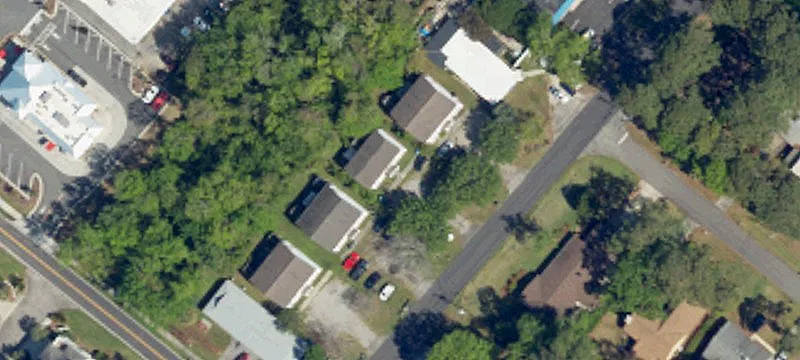 908 Poplar Dr