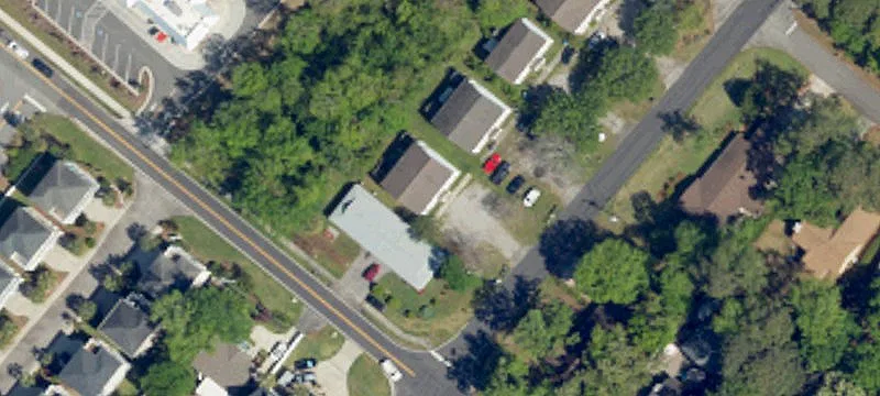 912 Poplar Dr
